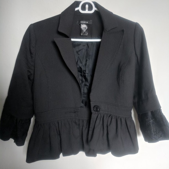 Arden B. Blazer w/ Lace Bell Sleeve - Picture 3 of 5